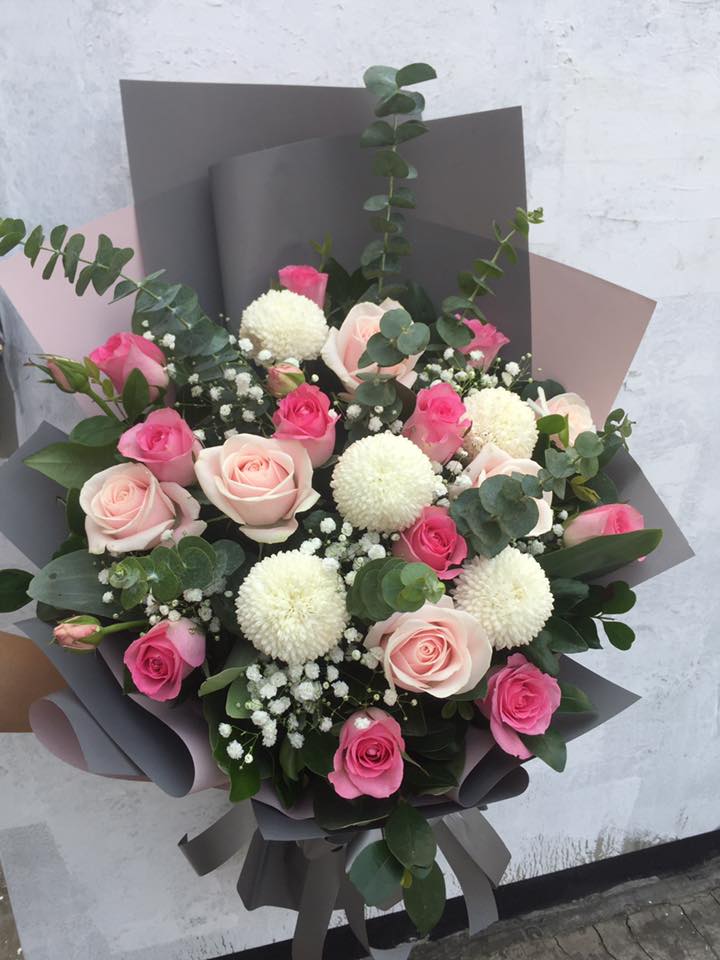 Bó hoa tươi màu tím tặng sinh nhật mẹ đẹp  được yêu thích nhất  Tiệm