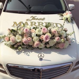 trang trí xe cưới đẹp sang trọng nhẹ nhàng tinh tế