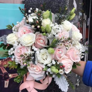hoa cưới tay cầm cô dâu rẻ đẹp