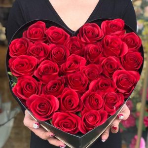 Hộp hoa hồng đỏ trái tim